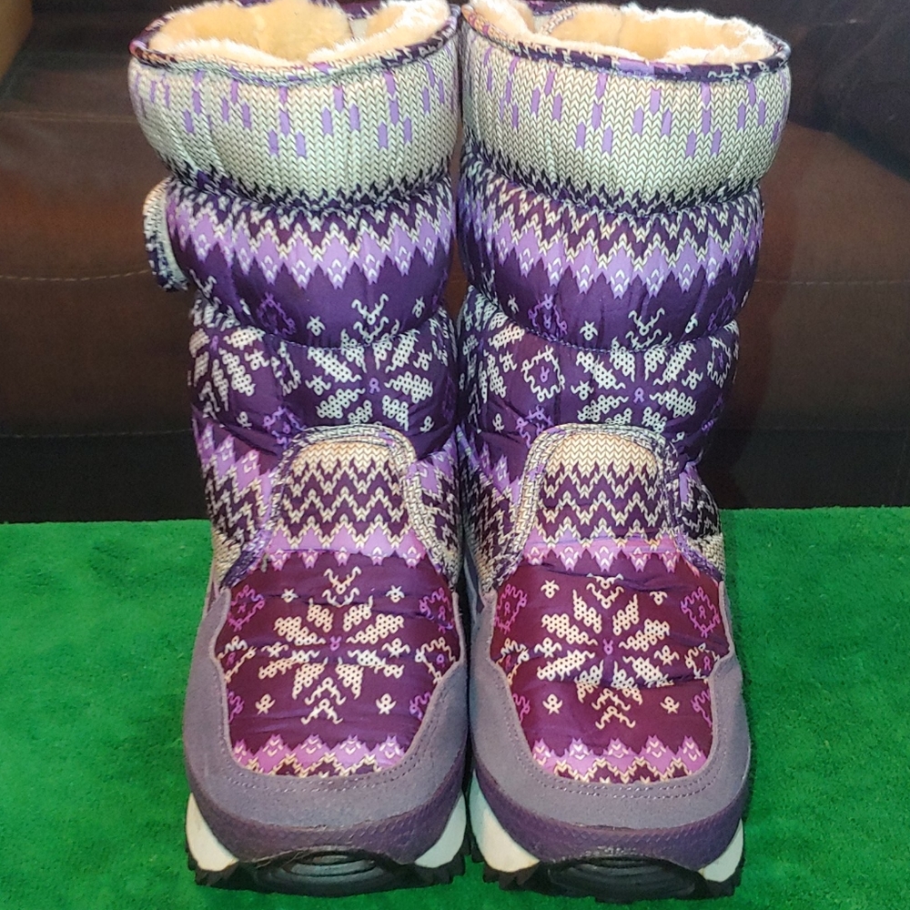 Snow Boots - Picture 6 of 7